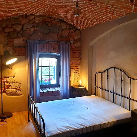Stara Gorzelnia Apartment Objazda